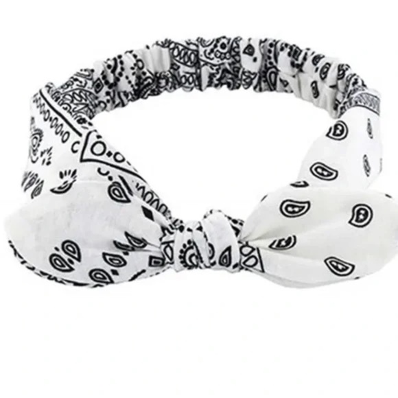 Black & White Paisley Pinup Headband with Bow Knot - Picture 2 of 4